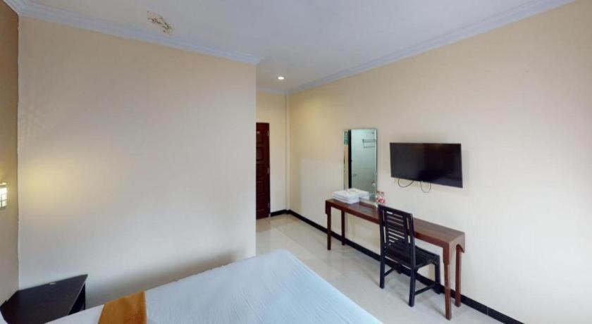 Malioboro Garden Hotel Yogyakarta Exterior foto