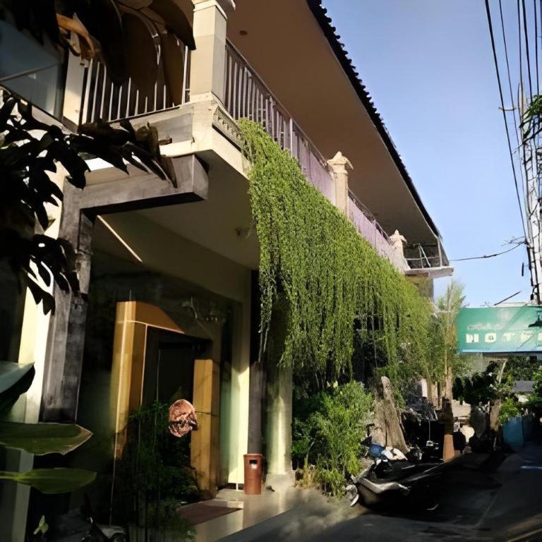 Malioboro Garden Hotel Yogyakarta Exterior foto