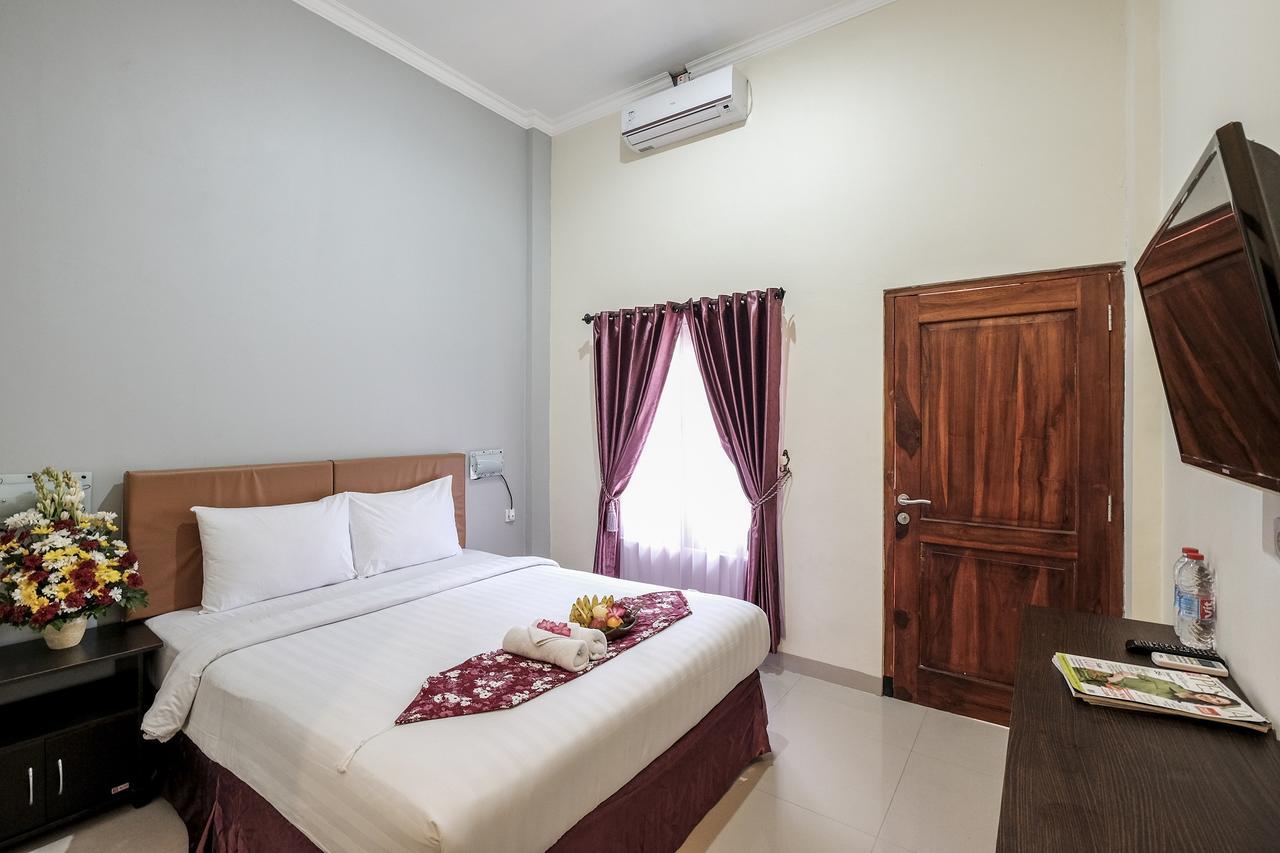 Malioboro Garden Hotel Yogyakarta Exterior foto