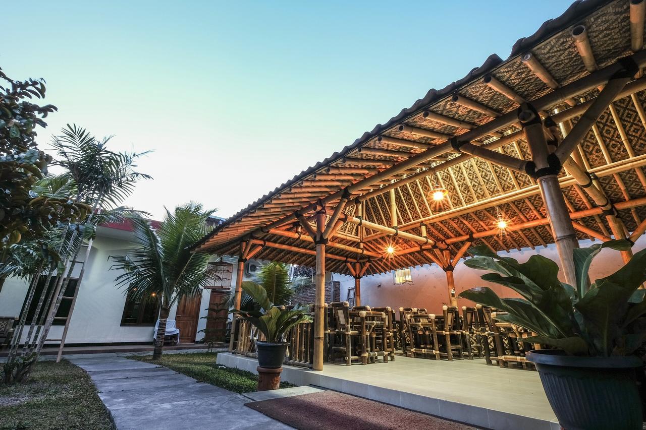 Malioboro Garden Hotel Yogyakarta Exterior foto